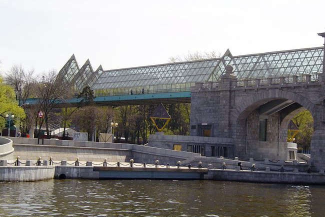 Bogdan Khmelnitsky (Kievsky) Pedestrian Bridge