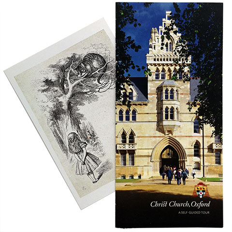 Буклет колледж Крайст-черч и открытка с иллюстрацией из Алисы в стране чудес