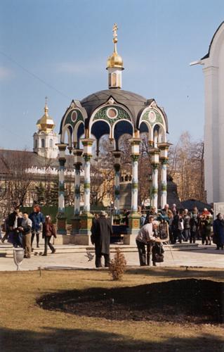 фонтан на территории Троице-Сергиевой лавры